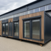 Kantoorunit 10 x 3 meter – luxe geïsoleerde kantoorcontainer 30 m² 28 Kantoorunit en woonunit 10 x 3 meter met moderne gevelbekleding